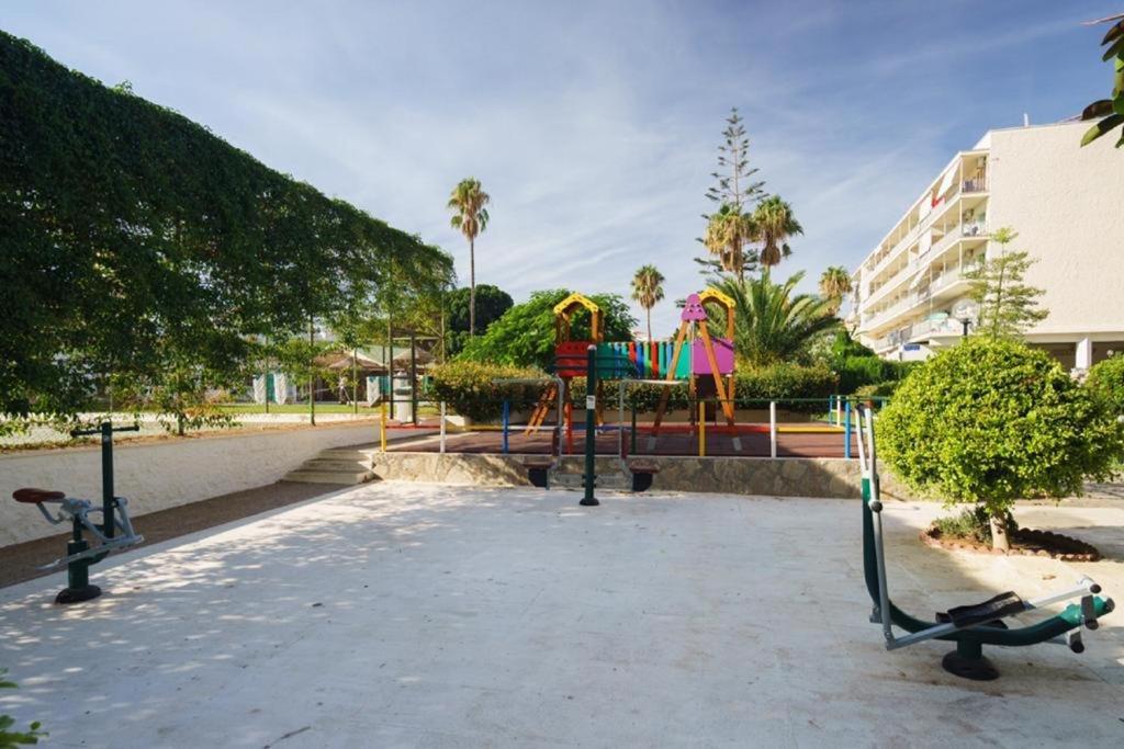 Apartment Armenka Carihuela Park Torremolinos Exteriör bild