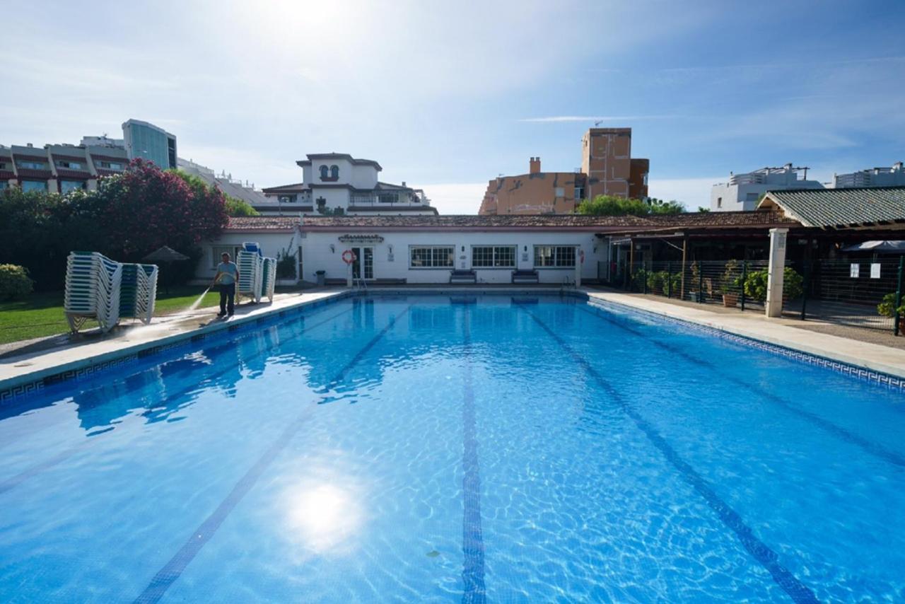 Apartment Armenka Carihuela Park Torremolinos Exteriör bild